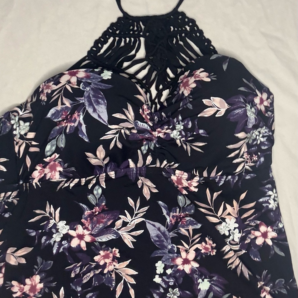 Floral Halter swim top with Black design - Picture 3 of 7